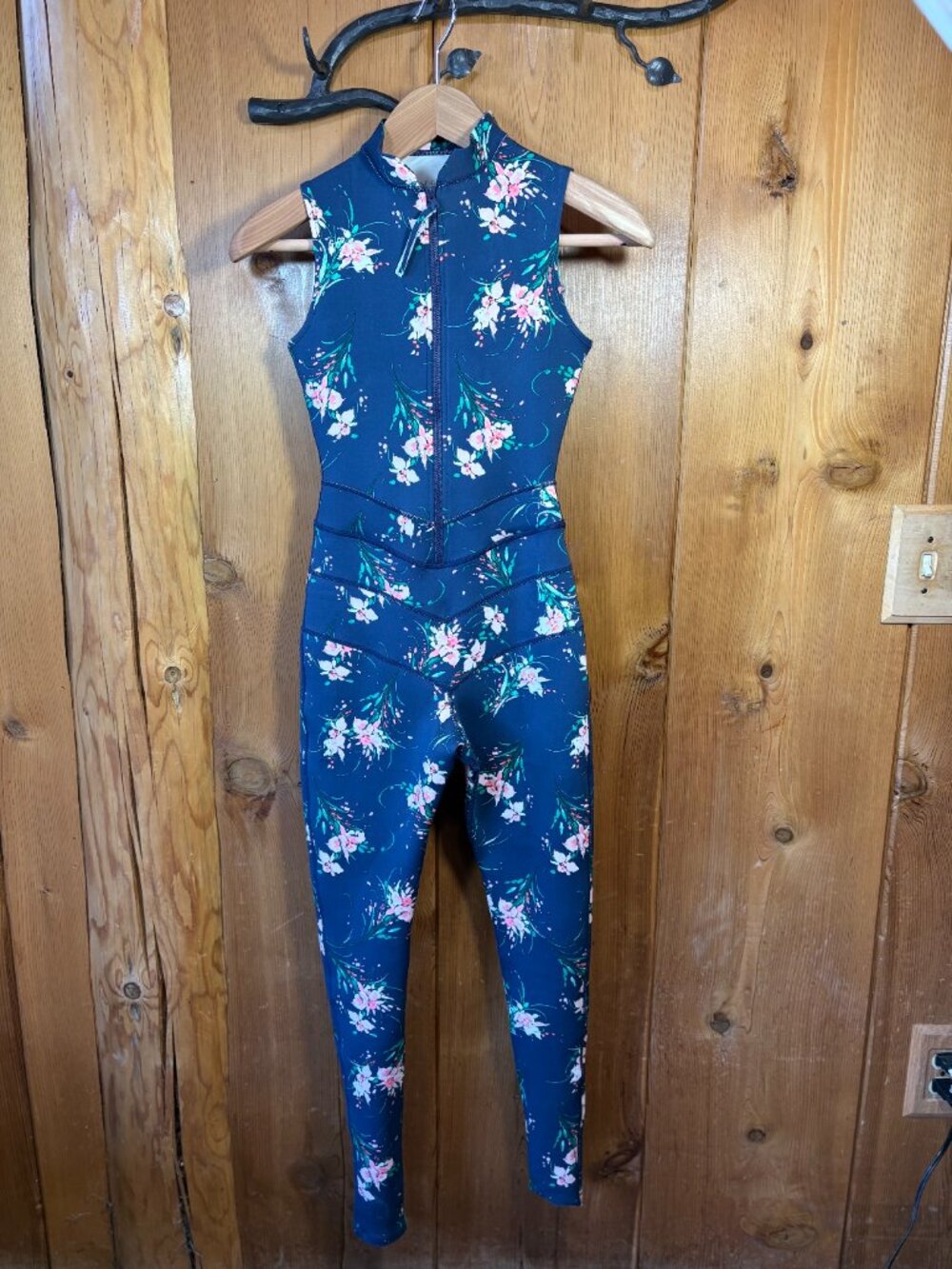 Carve Designs Floral Sleeveless Body Wet Suit - S